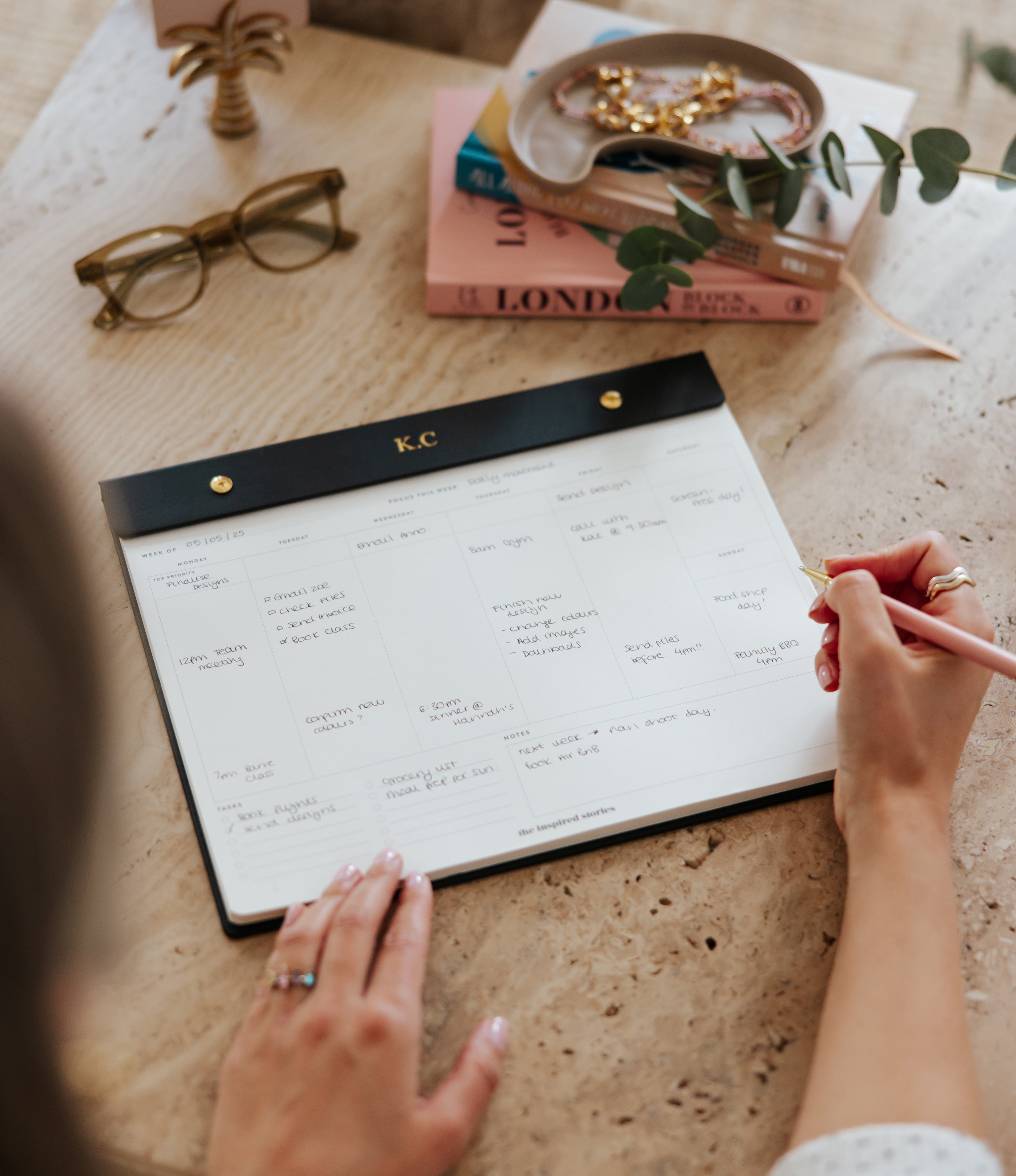 Refillable Weekly Notepad - Vertical – The Inspired Stories